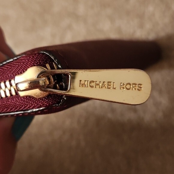 Michael Kors Purple Leather Accordion Ziparound Wallet - Picture 3 of 8